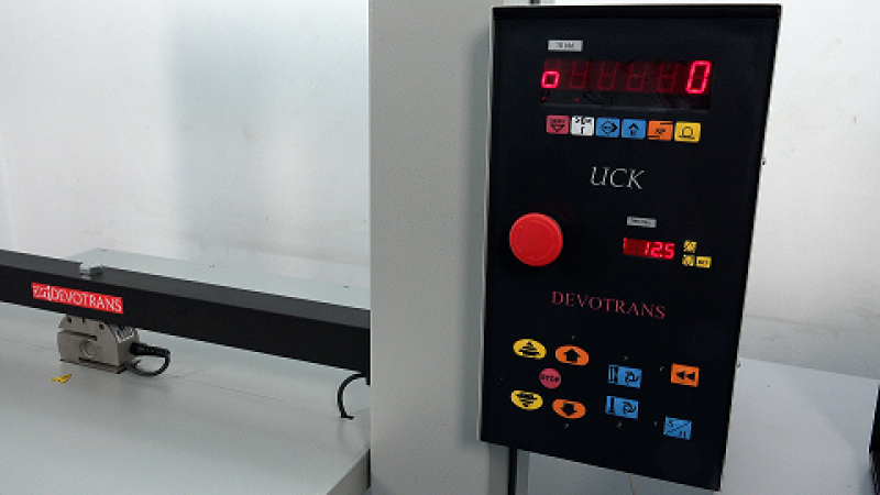ECONOMICAL TENSILE AND COMPRESSION TEST DEVICE (COMPRESSION TEST MACHINE FOR BOX) DVT UCK E S80 N